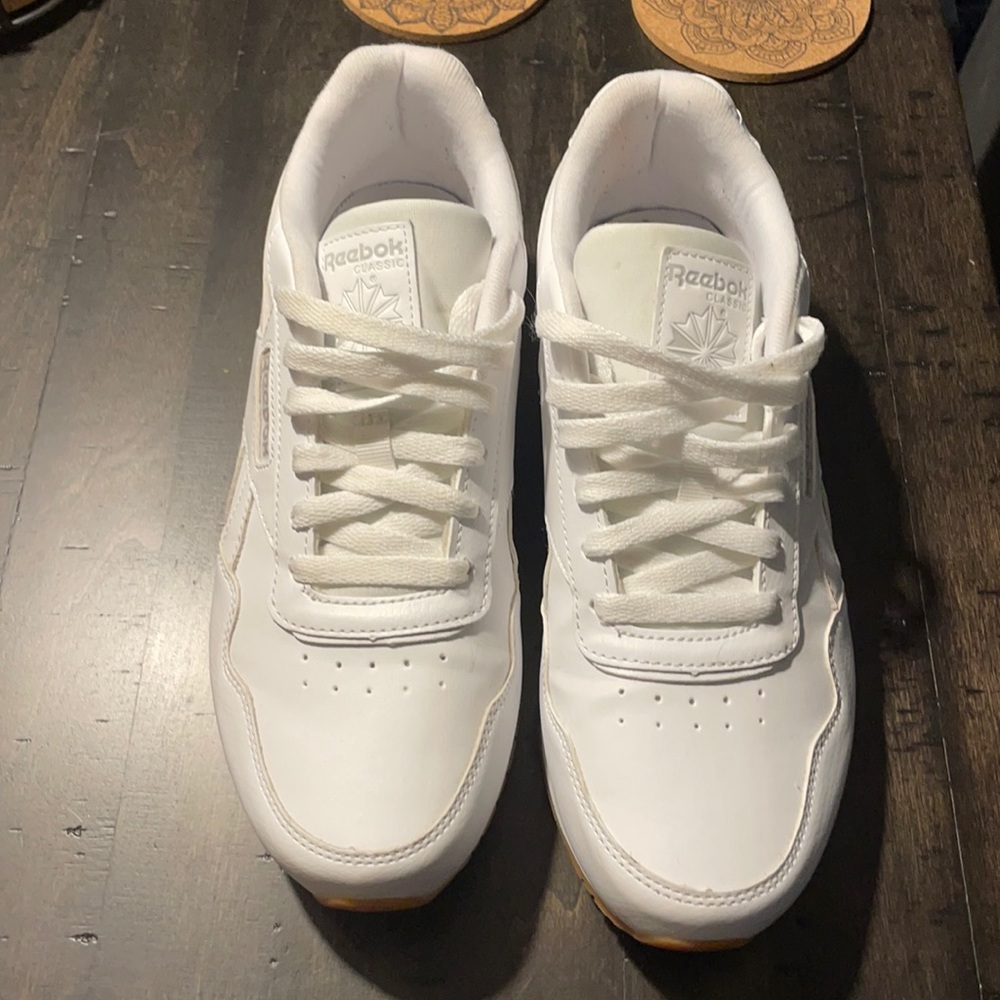 Reebok classic- women’s